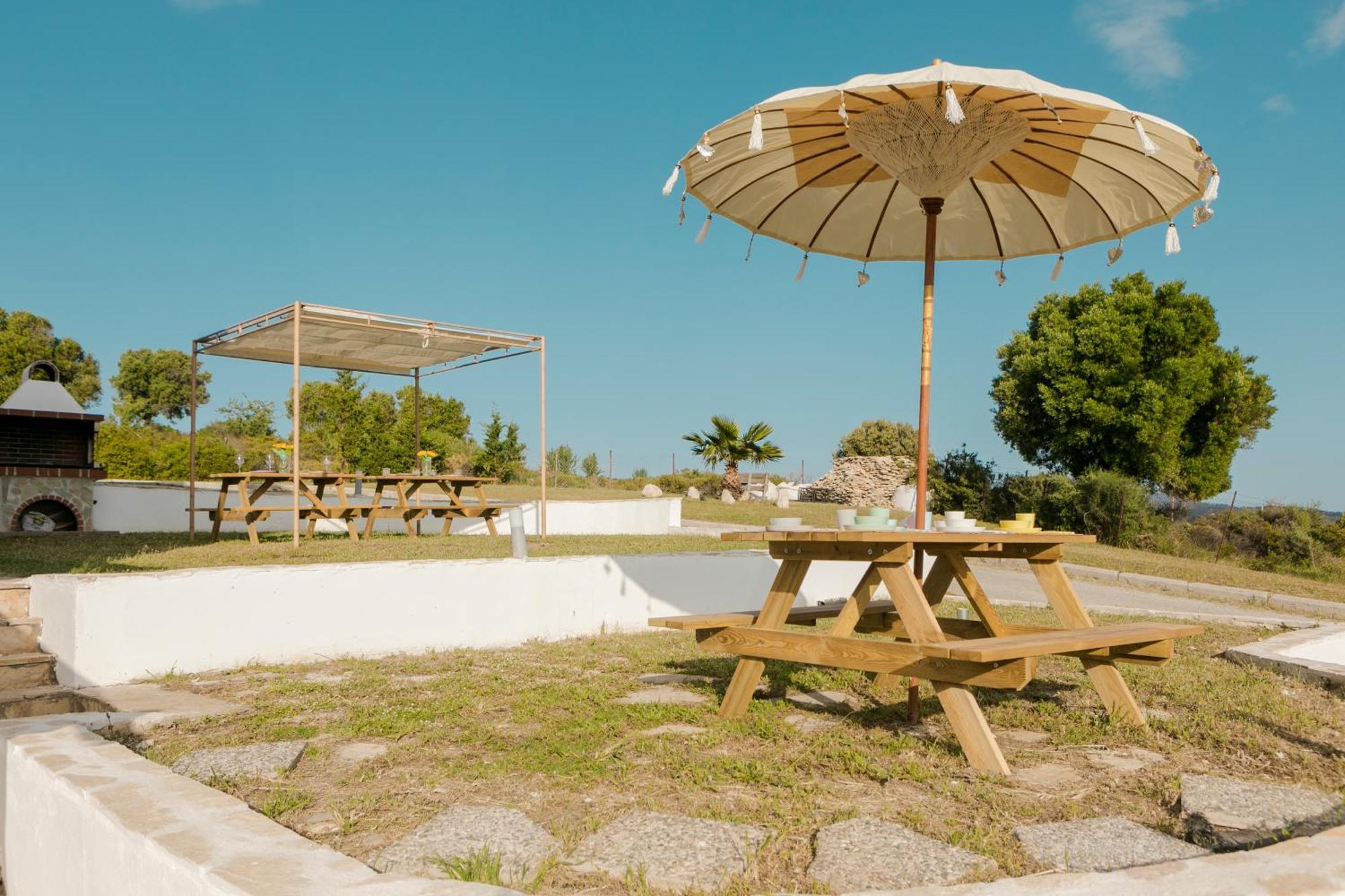 Pine In The Sea Nikiti-Sithonia Apartment Bagian luar foto