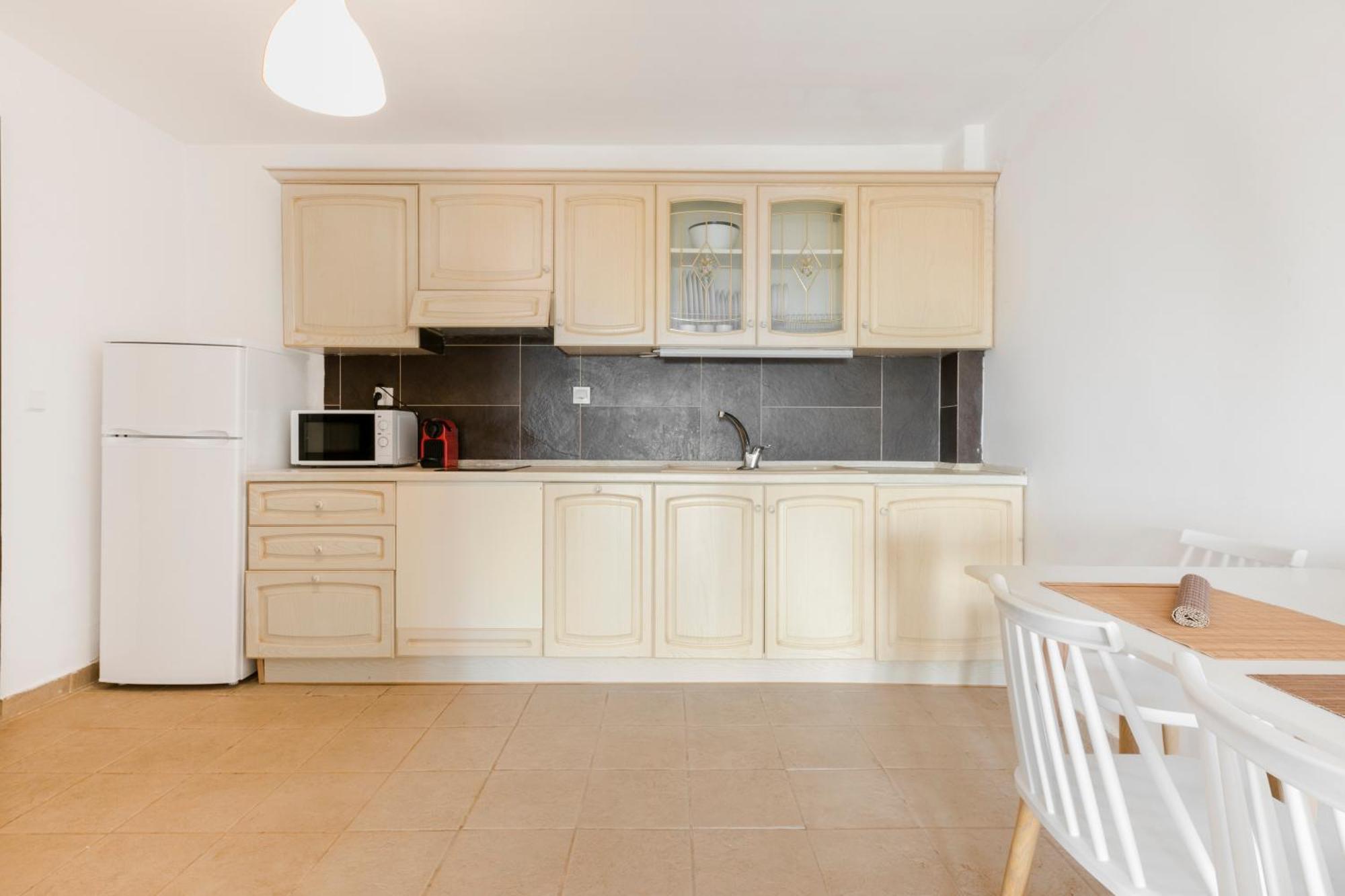 Pine In The Sea Nikiti-Sithonia Apartment Bagian luar foto